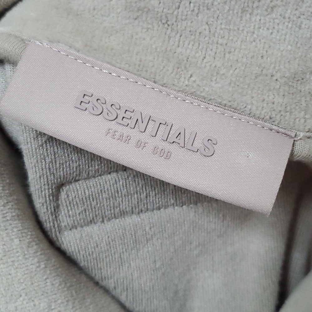 Fear of God Essentials Half Zip Terry Cloth pullover sweater - Picture 10 of 13